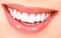 كيف نحصل على أسنان سليمة و ابتسامة جميلة ؟